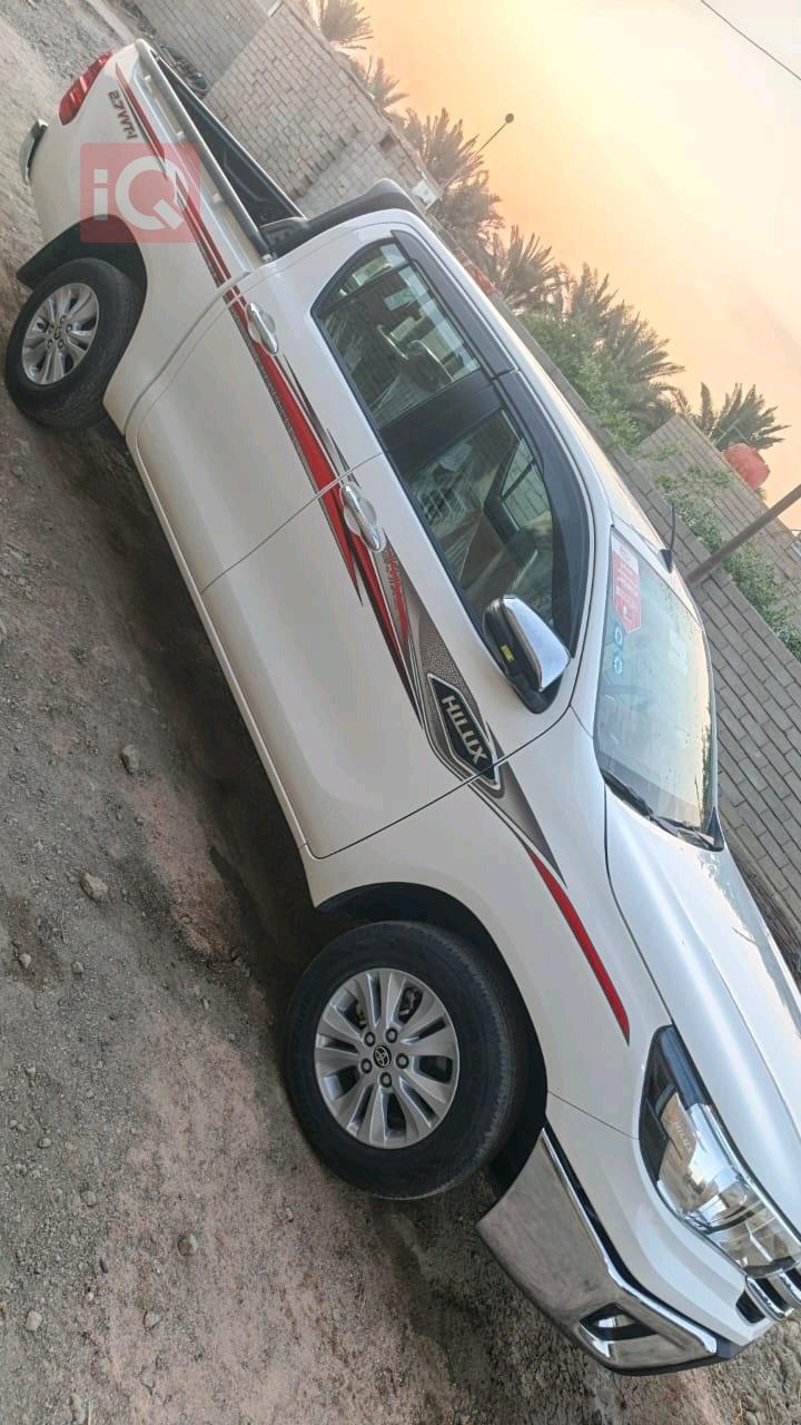 تويوتا هايلوكس